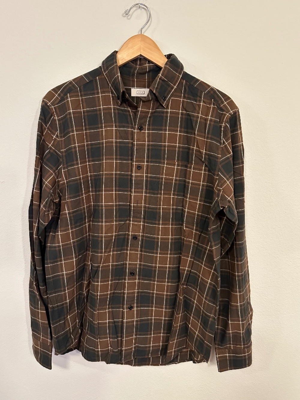 AYR The Rug Really Tied Room Together Brown Plaid Button Down Shirt Men’s M